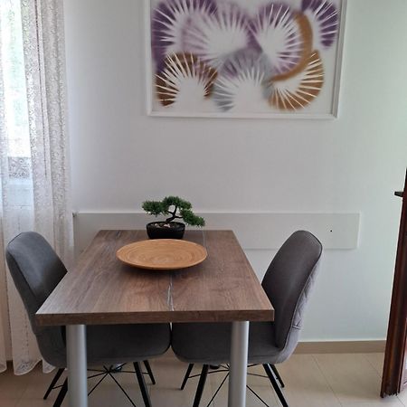 Guest House Lavanda 2 니바이스 외부 사진