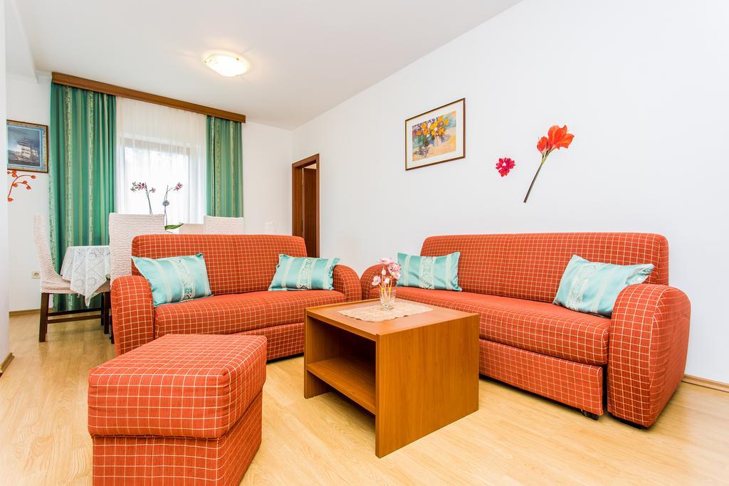 Guest House Lavanda 2 니바이스 외부 사진