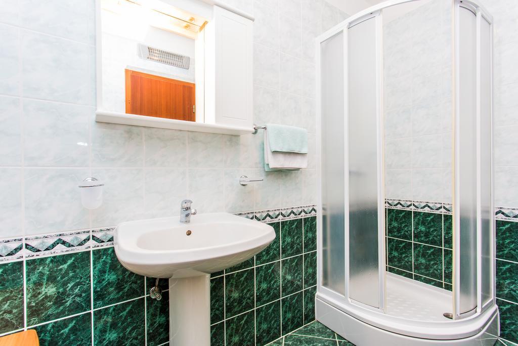Guest House Lavanda 2 니바이스 외부 사진